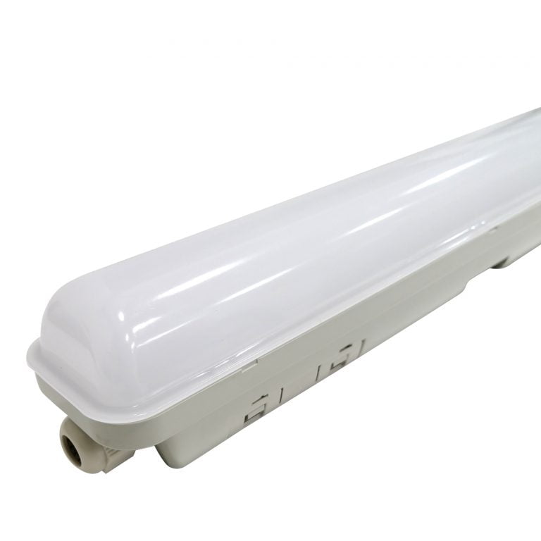 Luminaria Hermetica T5 LED 16W Luz Blanca ILUMAX